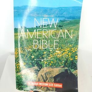 New American‎ Bible, St. Joseph Medium Size Edition - Paperback - GOOD